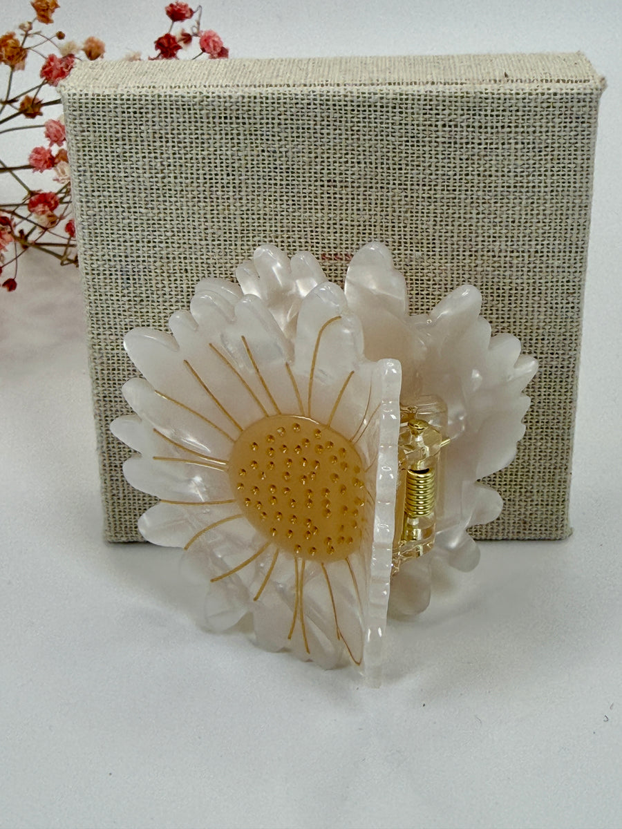Pince à cheveux fleur marguerite en résine – 6,5 cm