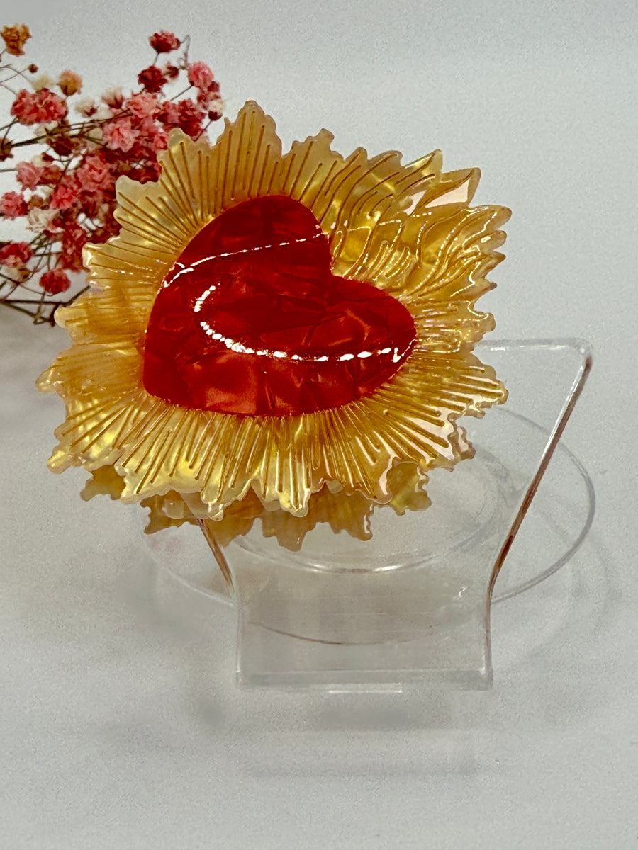 Pince à cheveux cœur rouge en résine – 7 cm