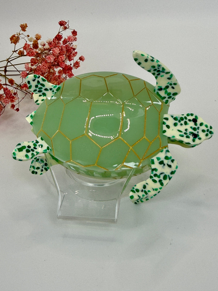 Pince à cheveux tortue verte et blanche en résine – 10,5 cm
