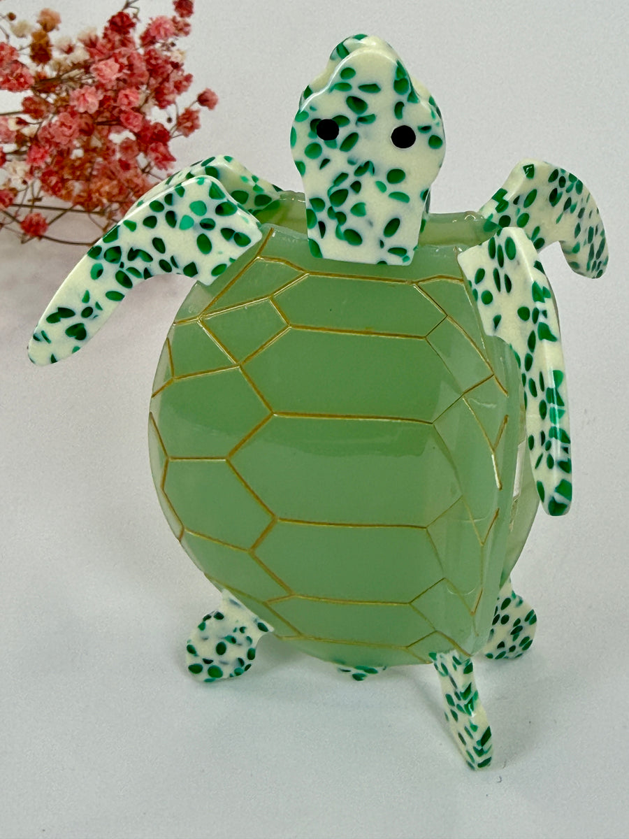 Pince à cheveux tortue verte et blanche en résine – 10,5 cm