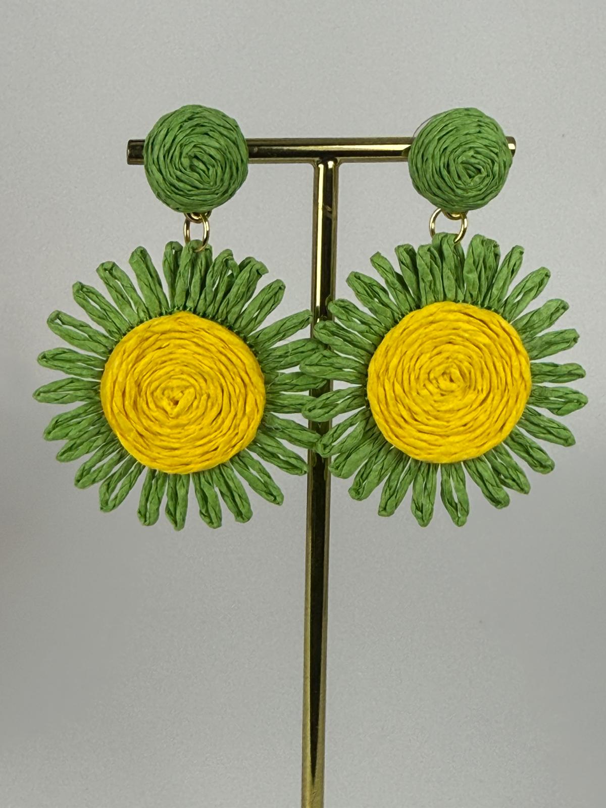 Boucles d’oreilles soleil vertes et jaunes diamètre 5cm – L’accessoire bohème solaire de l’été 💚☀️