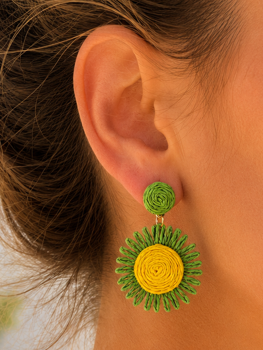 Boucles d’oreilles soleil vertes et jaunes diamètre 5cm – L’accessoire bohème solaire de l’été 💚☀️