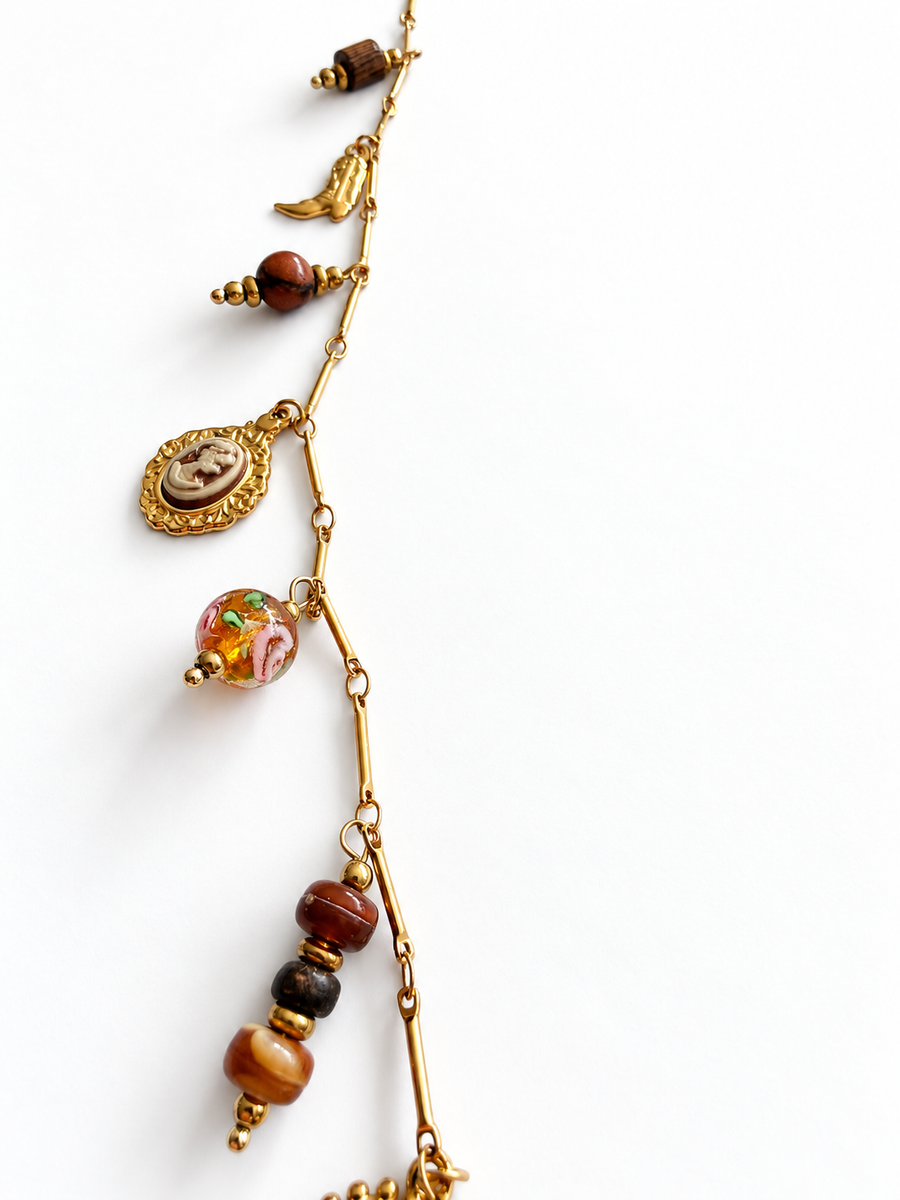 Collier Sautoir camée doré à breloques et perles fleuries en acier inoxydable