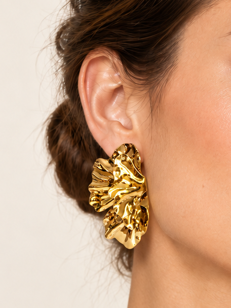 Boucles d’oreilles dorées effet pétales en acier inoxydable – 6 cm