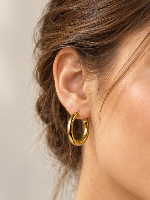 Boucles d'oreilles créoles lisses en acier inoxydable – Dorées ou argentées – 2,7 cm