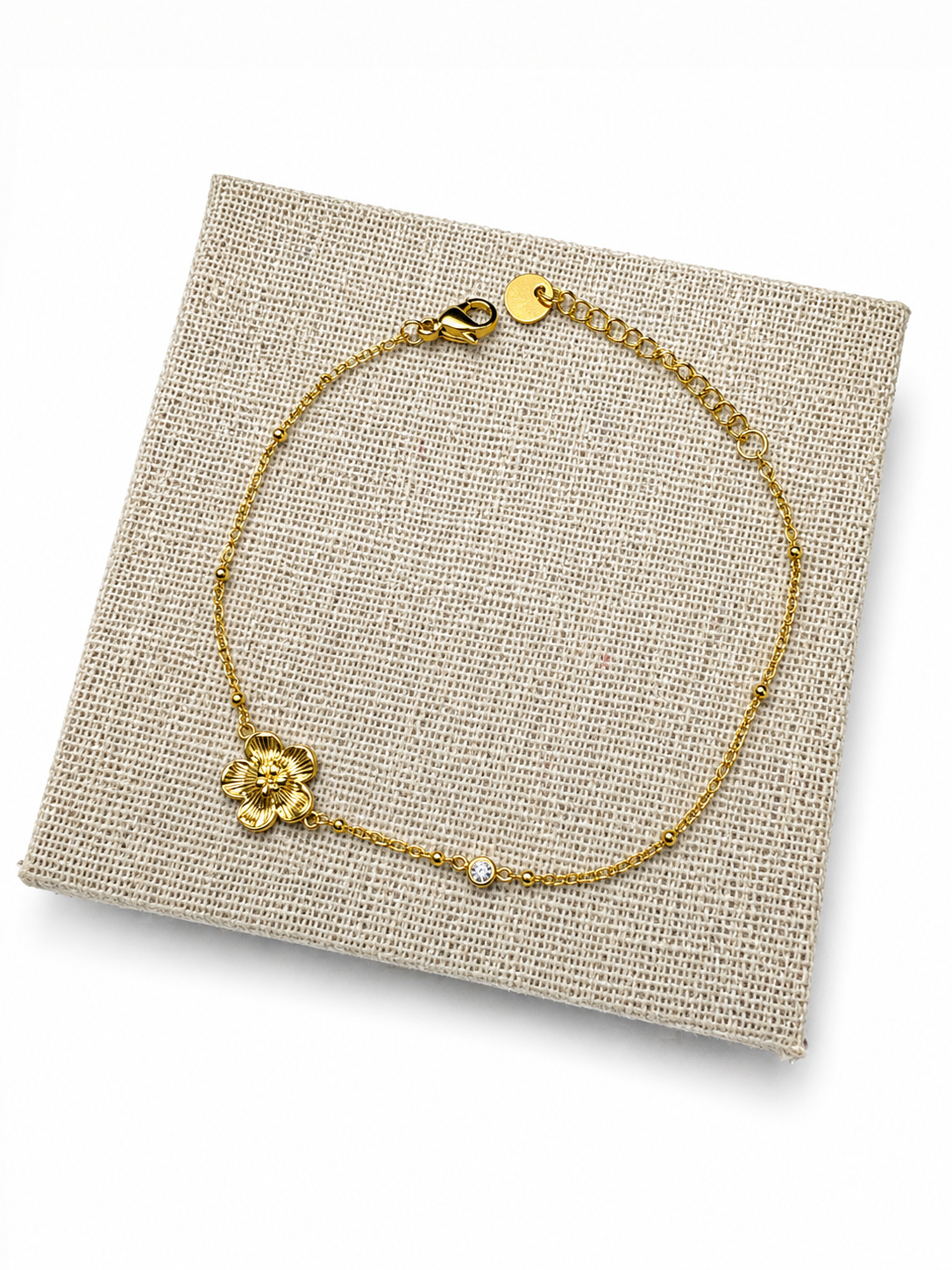 Bracelet fin fleur en acier inoxydable doré – bijou femme délicat et tendance