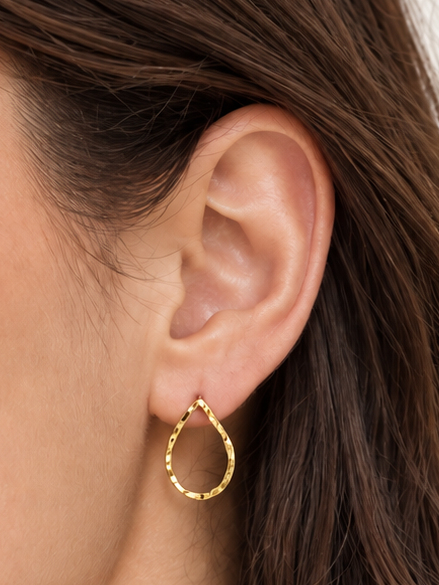 Oorbellen, fijne ketting en kleine metalen kraal, lange minimalistische – Goudkleurig roestvrij staal.