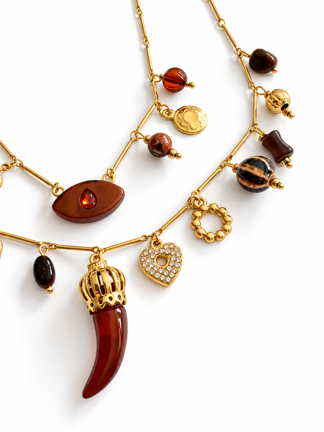 Collier double rang doré à breloques et pendentif corne brun