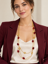 Collier Sautoir trois rangs à perles colorées – vert, bordeaux ou ambré